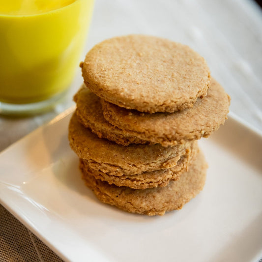 Einkorn flour cookies made with whole grains, healthy cookies for low sugar snacking